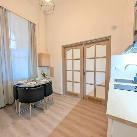 Lägenhet Rumbach 12 Budapest