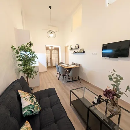 Appartement Rumbach 12 *